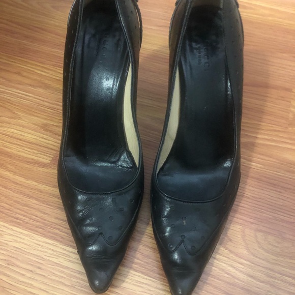 Vintage Gucci Heels - Picture 7 of 8